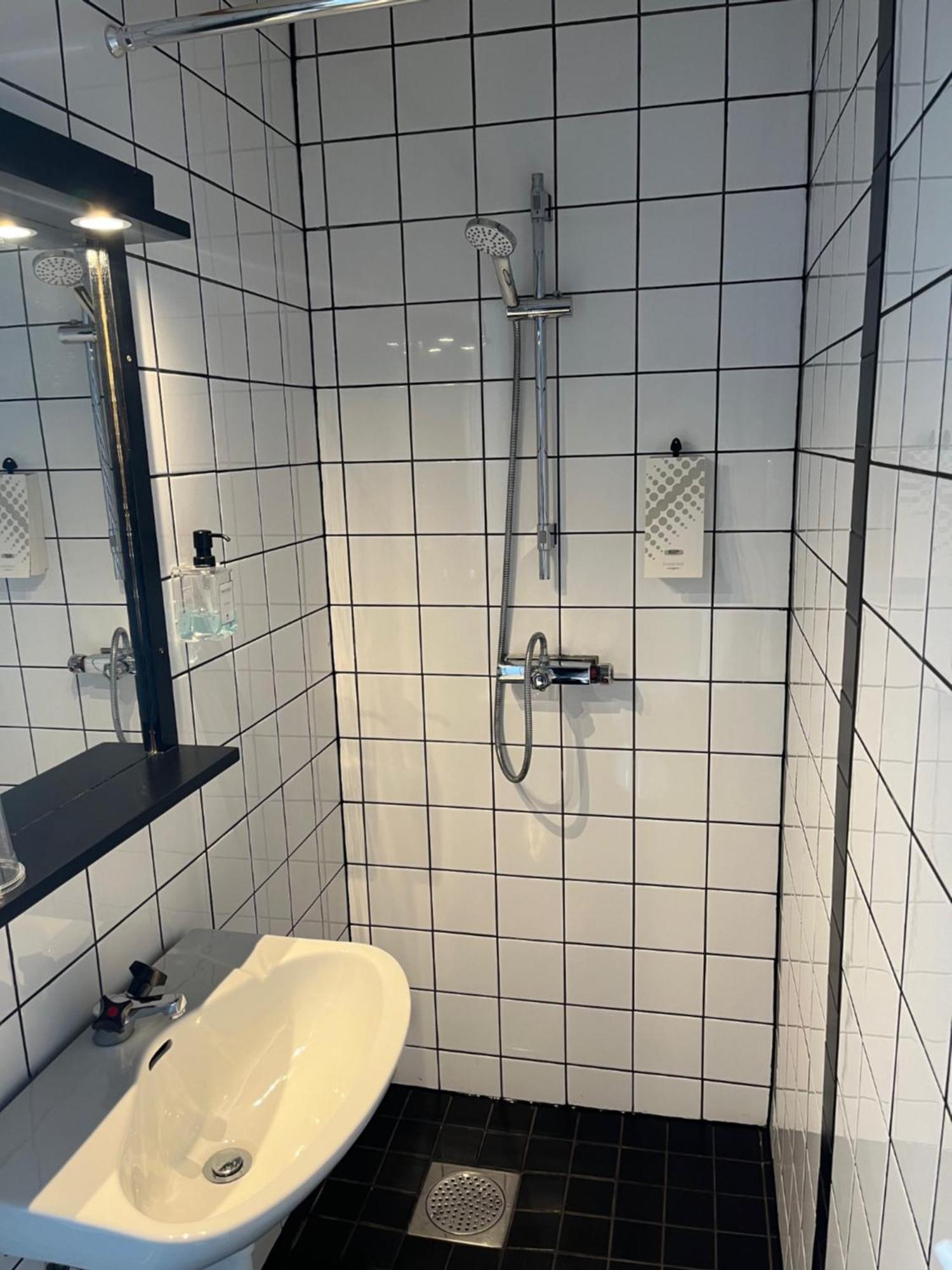 Hotell Fisketangen クングスハムン エクステリア 写真